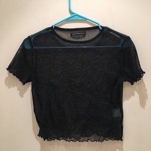 Brandy Melville Pack-sparkly shirt+sticker+hairtie